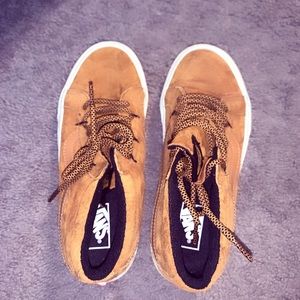 Sk8Mid MTE’s Hiker suede